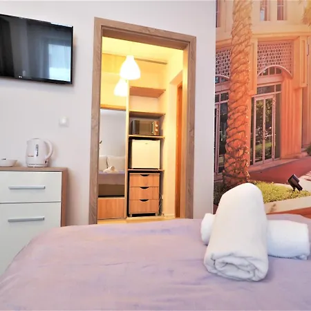 Apartament Vip Folk *